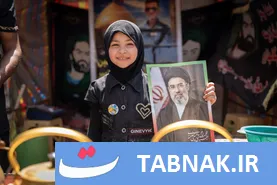 صحنههایی از ارادت زائران در راهپیمایی اربعین