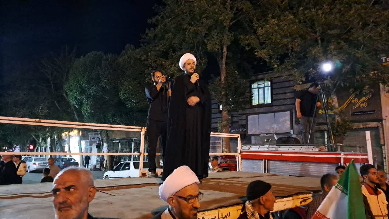 حماسه حضور مردم خوی در میدان مقاومت