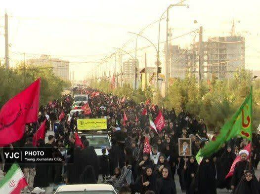 خدمترسانی مواکب به عزاداران در مسیر اربعین قم