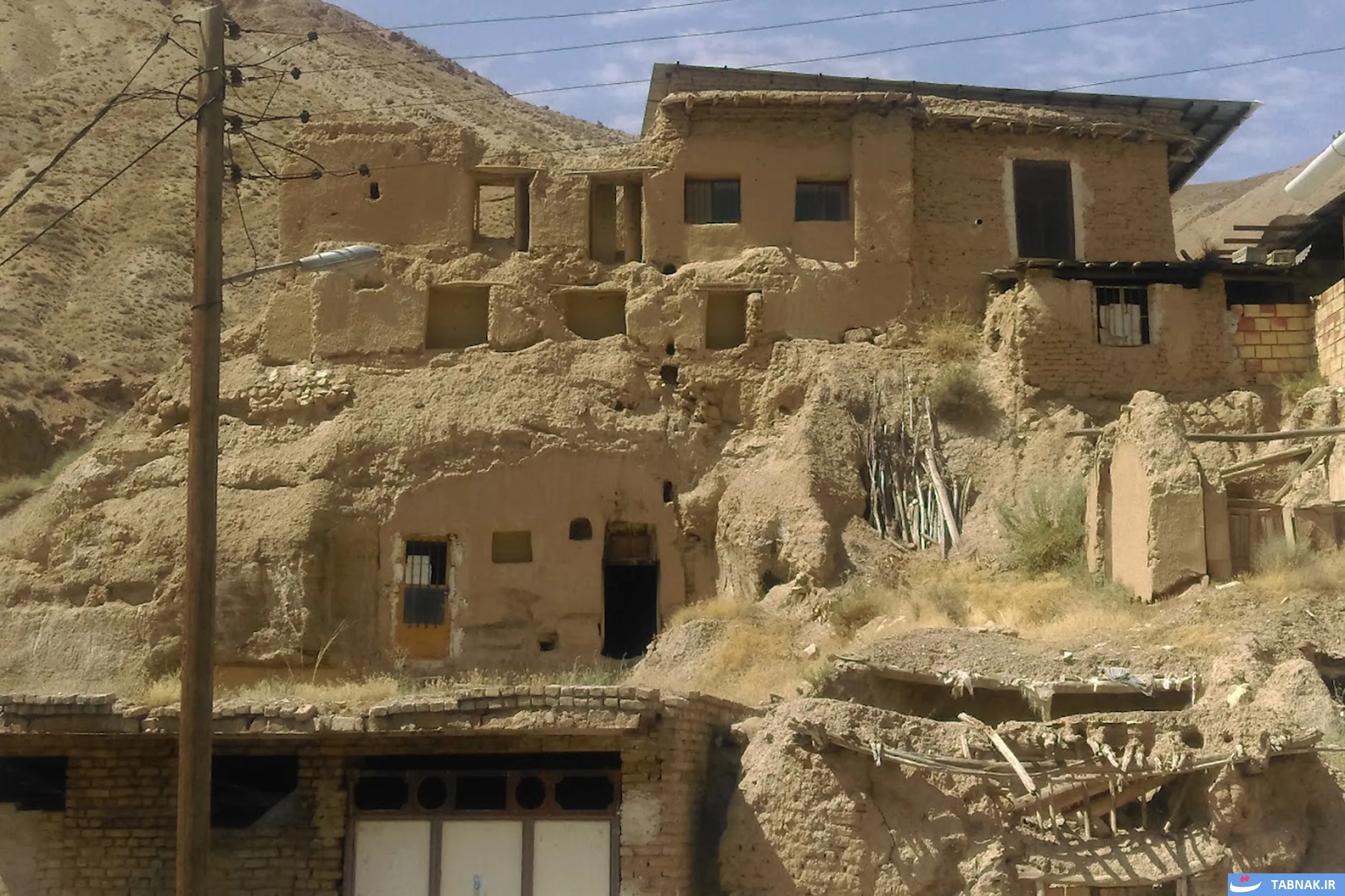 نمایی از بافت تاریخی جوین