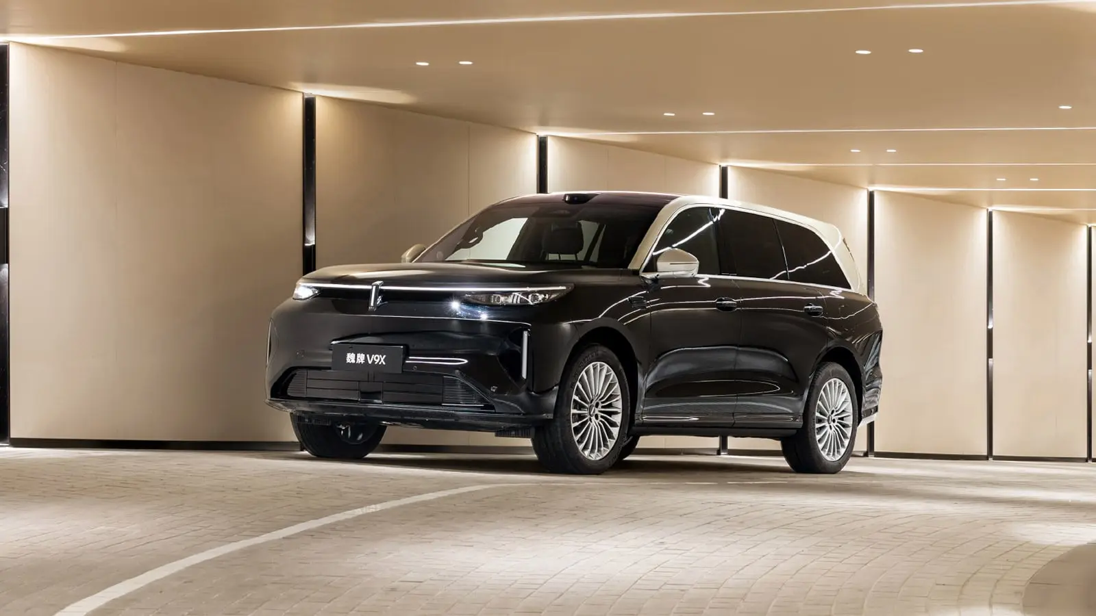 شاسی‌بلند گریت وال Wey V8X