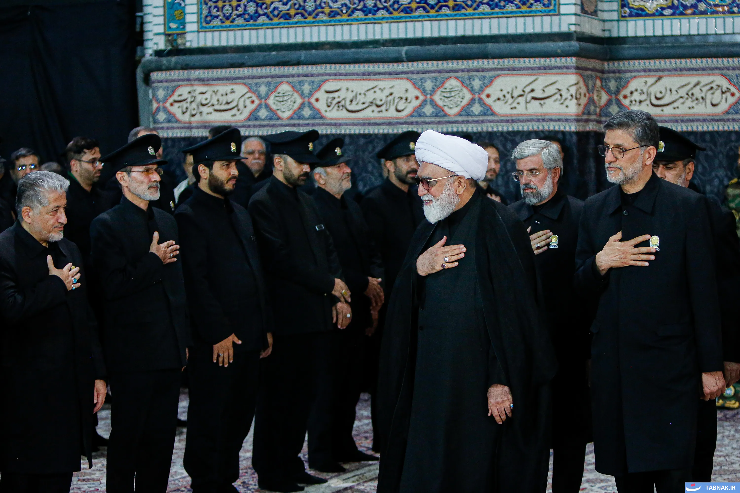 آیین خطبهخوانی شب شهادت امام رضا در حرم مطهر رضوی