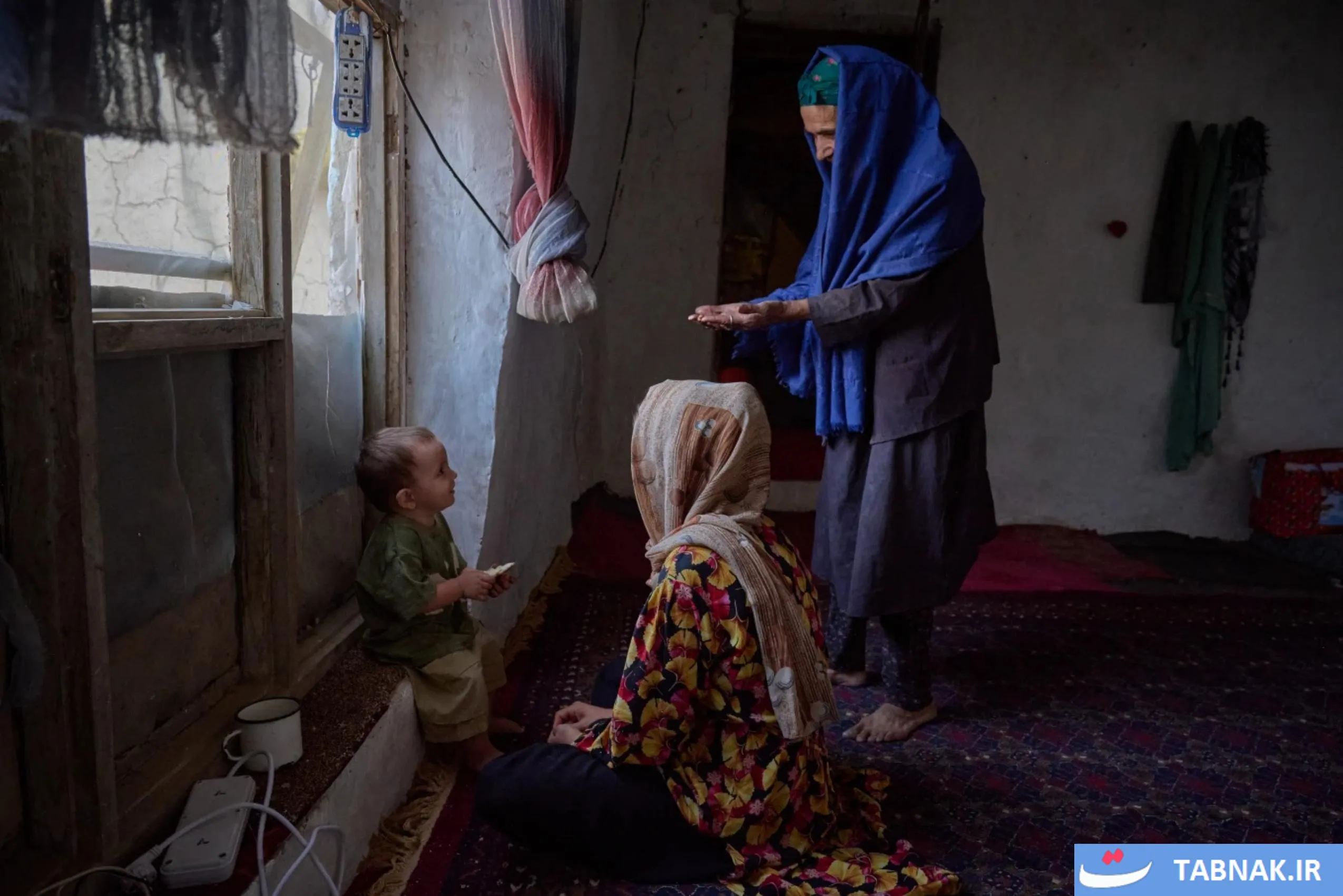 لحظههایی از روز کاری سیما