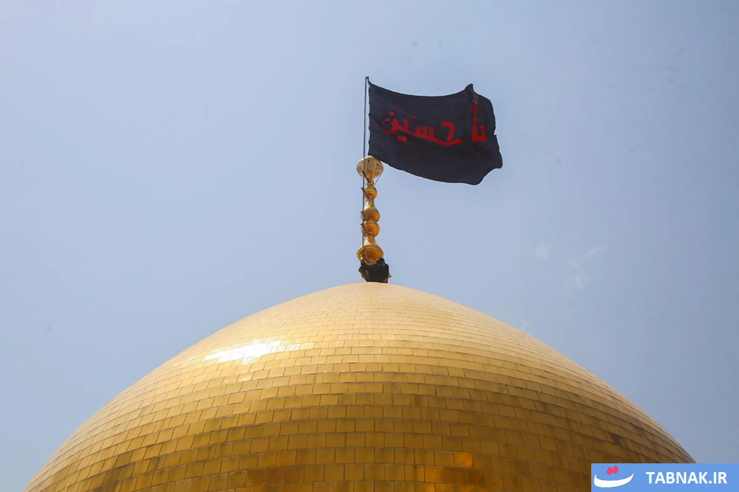 سبزپوش شدن گنبد حرم حضرت معصومه در قم