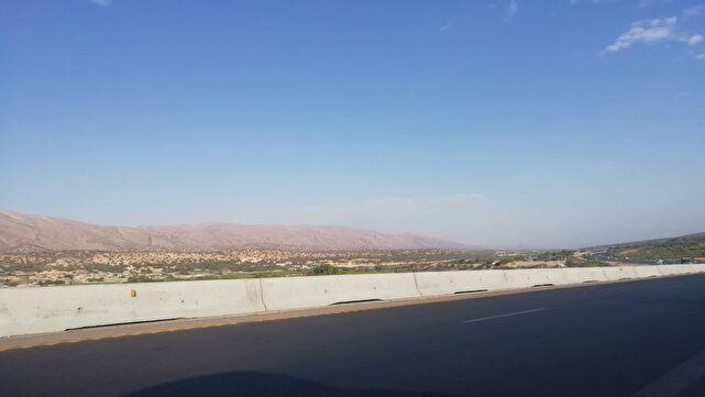 تصویری از مسیر آزادراه