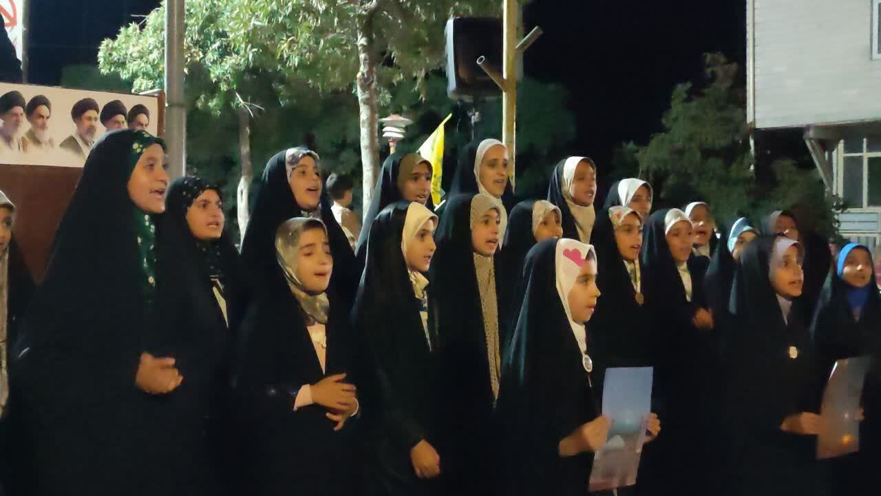 تجمع مردمی میثاق با ولایت در روستای همهکسی صالح آباد